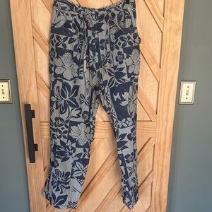 Free people barrel light denim floral pants